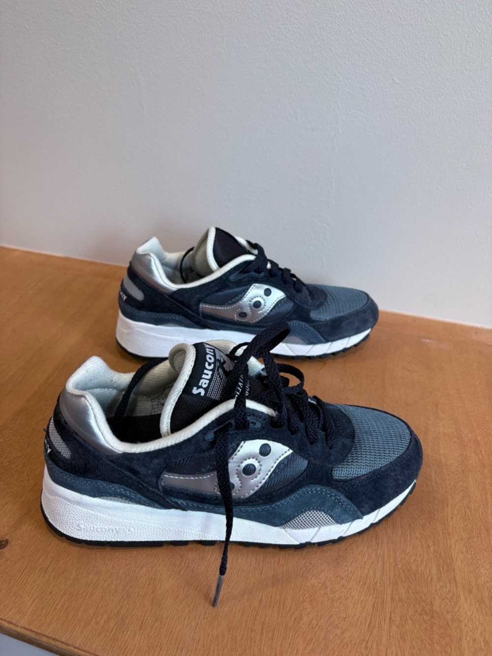 Saucony Navy and Gray Suede & Mesh Sneakers
